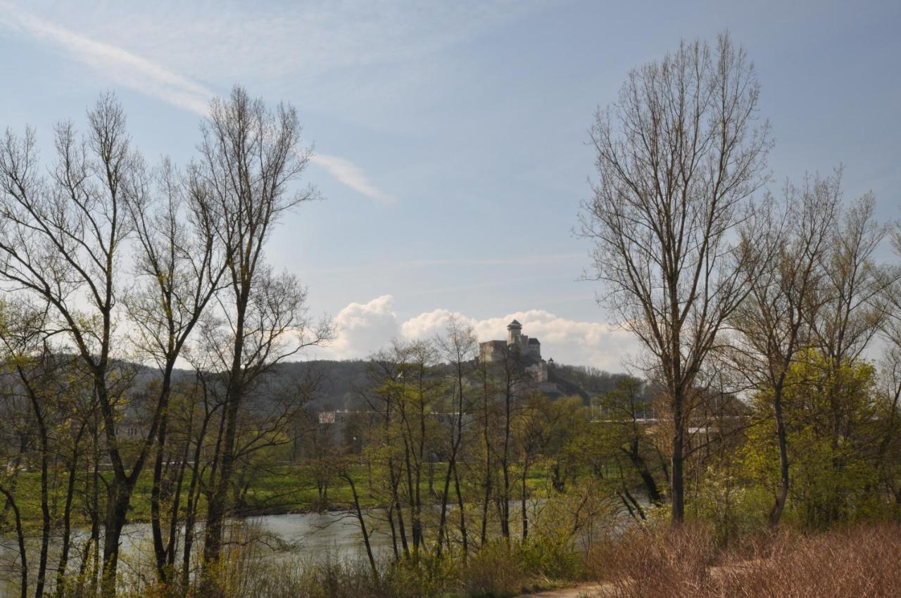 Hotel Penzion Arenaostrov Trenčín Exterior foto